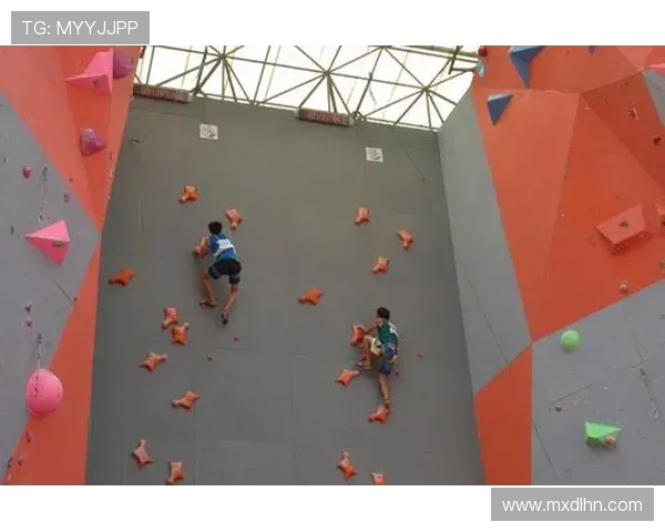 深圳攀岩队与南京攀岩队赛后复盘总结比赛经验与教训分析