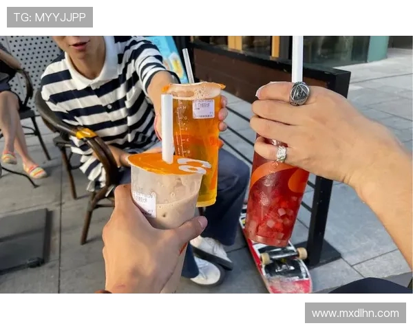 滑板战术解析成都滑板队如何构建独特的节奏体系与团队协作 滑板战术解析成都滑板队如何构建独特的节奏体系与团队协作