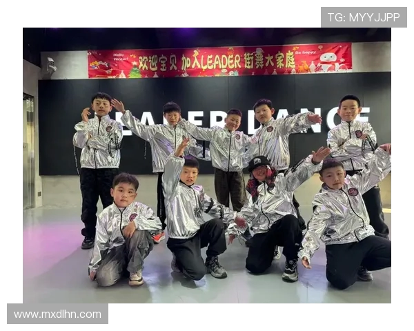 重庆街舞队的技术探讨与创新实践聚焦街舞文化的传承与发展